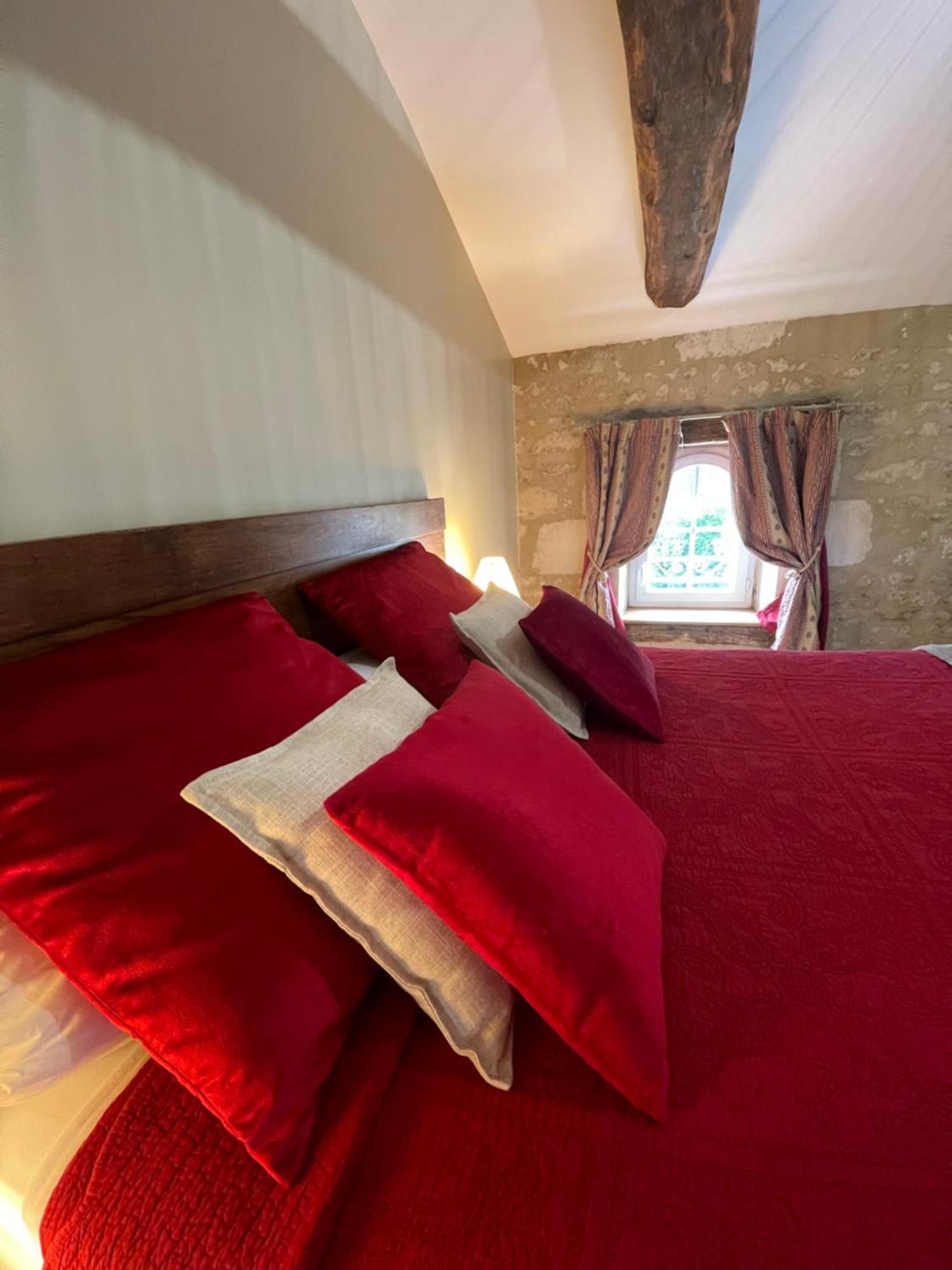 Chambres D'Hotes Le Tilleul Saint-Hilaire-des-Loges Dış mekan fotoğraf